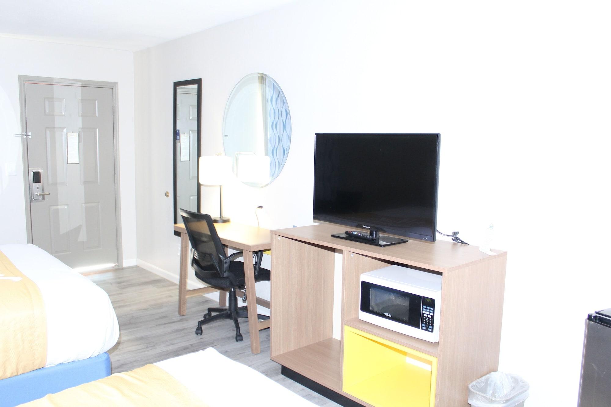 Days By Wyndham Hotel